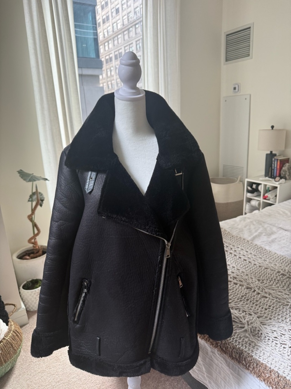 PrettyLittleThing Black Faux Shearling Aviator Jacket Oversized
